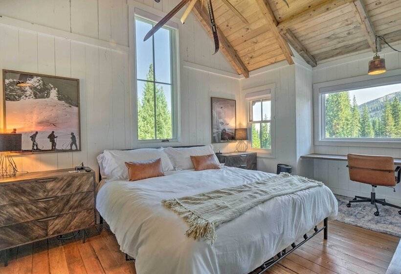 8 Mi To Ski: Custom Built Cabin In Breckenridge