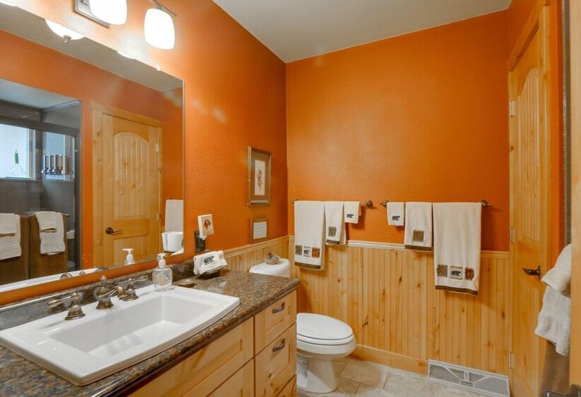 Dumont Cabin W/ Hot Tub 22 Mi To Ski Slopes!