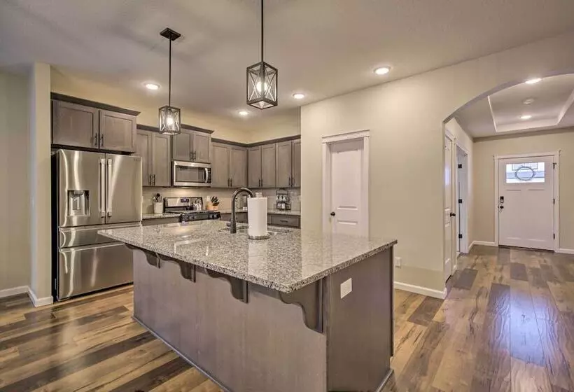 Elegant Escape: Tour Willamette Wine Country!