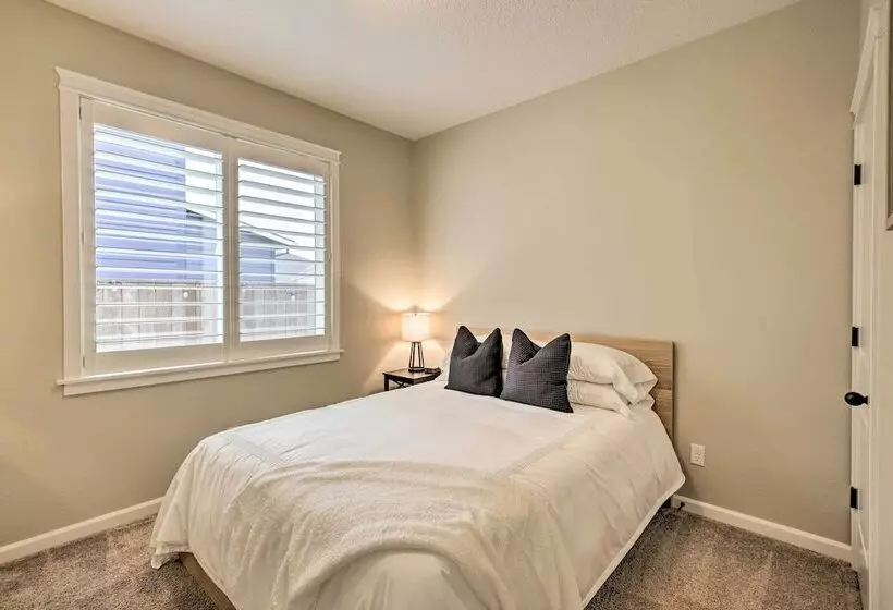 Elegant Escape: Tour Willamette Wine Country!