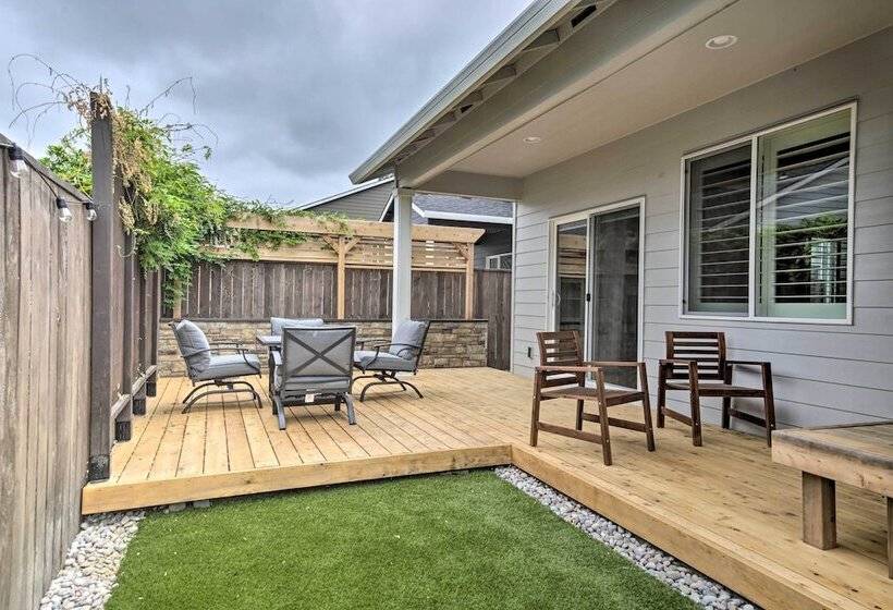 Elegant Escape: Tour Willamette Wine Country!