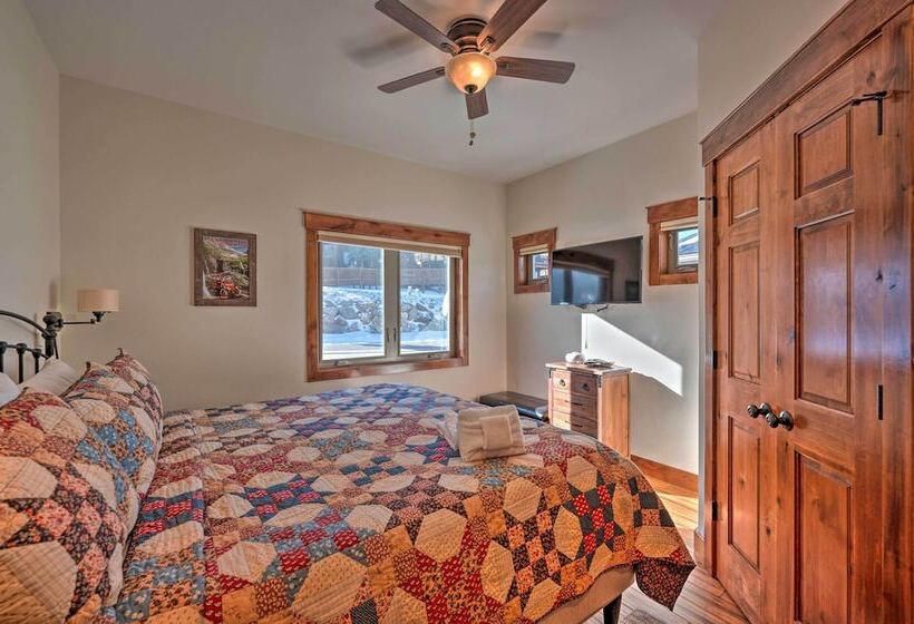 Estes Park Home W/ Hot Tub ~ 5 Mi To Rmnp!