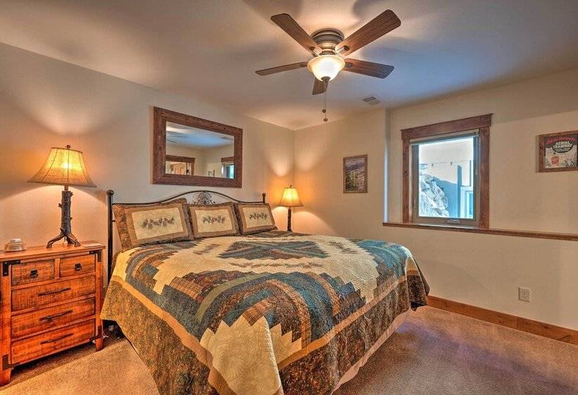 Estes Park Home W/ Hot Tub ~ 5 Mi To Rmnp!