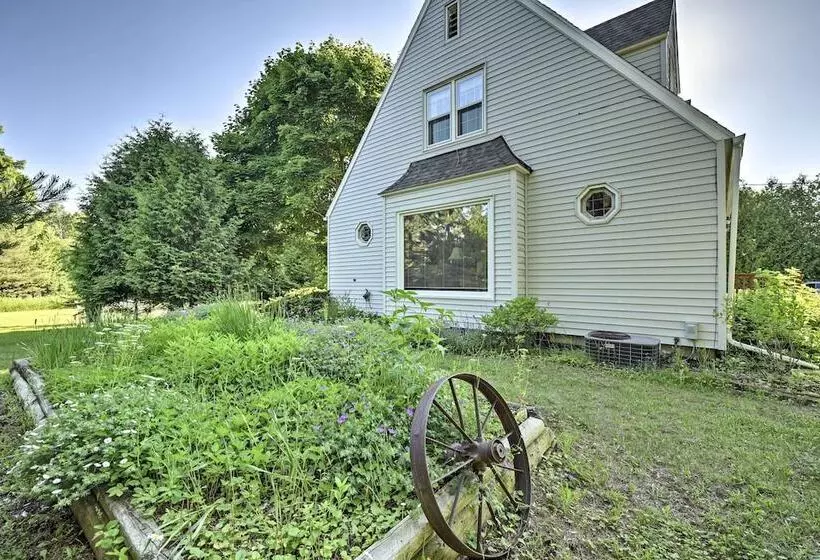 Family Friendly Fish Creek  Cape House  W/ Deck!