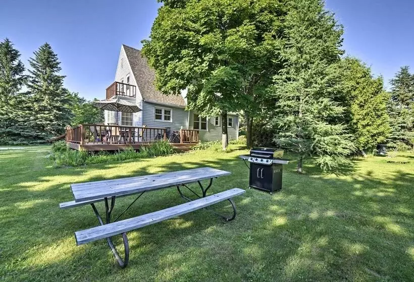 Family Friendly Fish Creek  Cape House  W/ Deck!