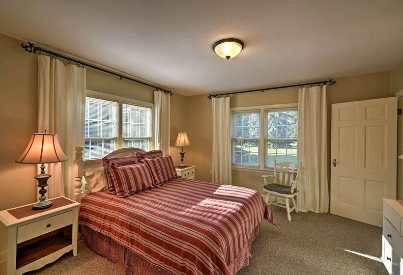 Family Friendly Fish Creek  Cape House  W/ Deck!