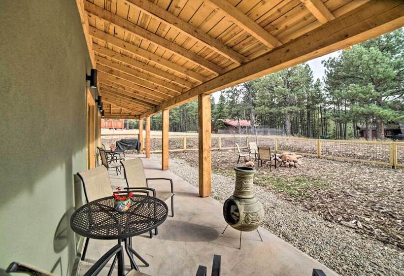 Family Home W/ Fire Pit & Grill ~ 1 Mi To Slopes!