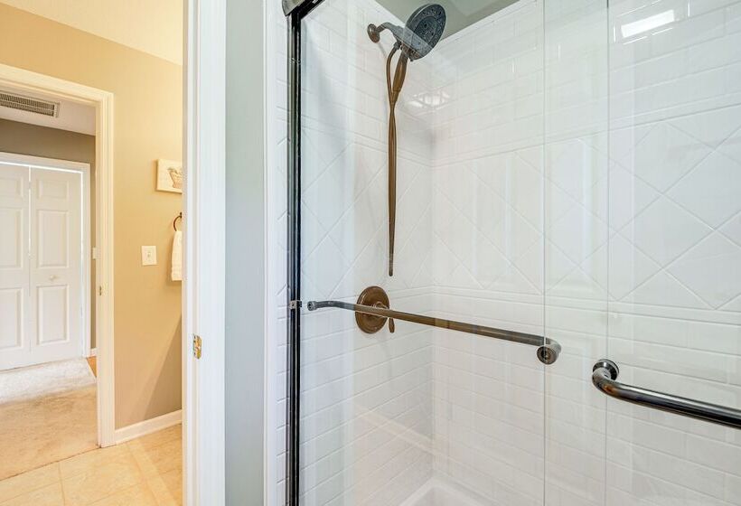 Home Sweet Home  W/ Private Pool + Patio!