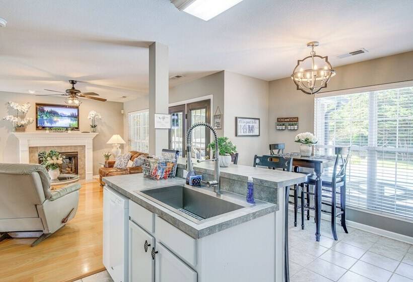 Home Sweet Home  W/ Private Pool + Patio!