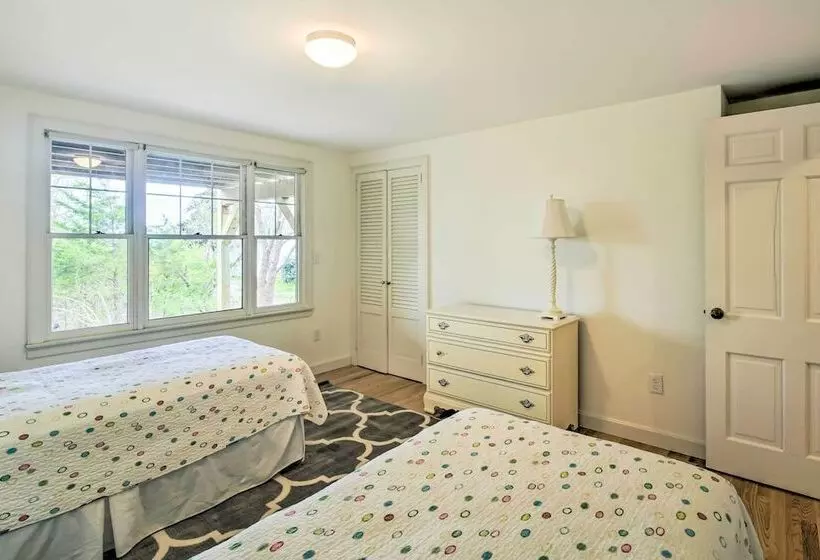 Hyannis Port Home W/ Bbq & Views: Half Mi To Beach