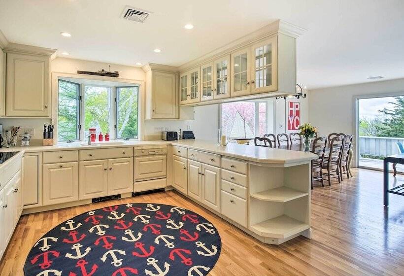 Hyannis Port Home W/ Bbq & Views: Half Mi To Beach