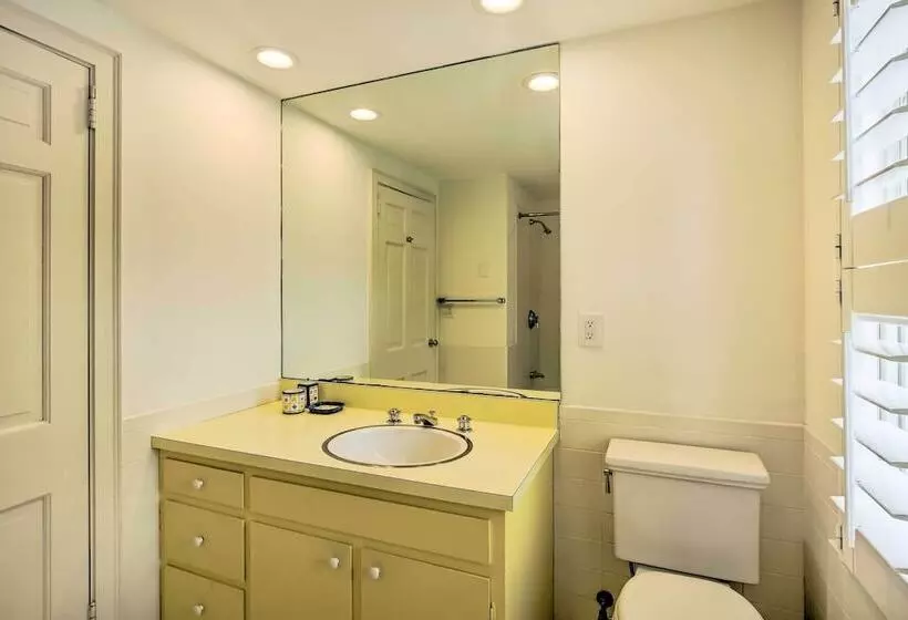 Hyannis Port Home W/ Bbq & Views: Half Mi To Beach