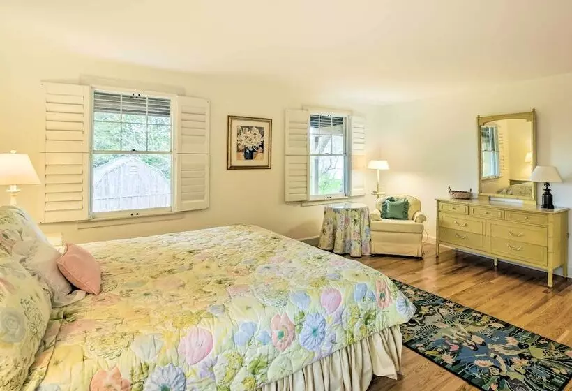 Hyannis Port Home W/ Bbq & Views: Half Mi To Beach