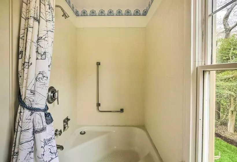 Hyannis Port Home W/ Bbq & Views: Half Mi To Beach