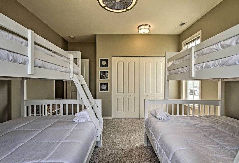 Idyllic Oceanfront Home On Atlantic City Boardwalk