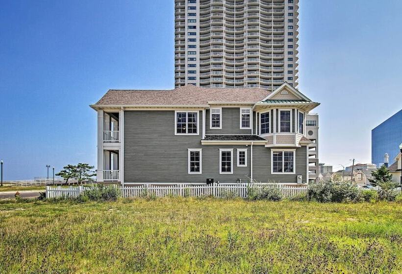 Idyllic Oceanfront Home On Atlantic City Boardwalk