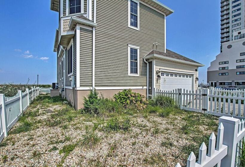Idyllic Oceanfront Home On Atlantic City Boardwalk