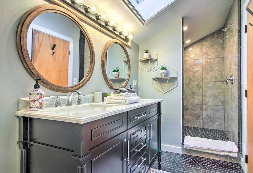 Jamaica Escape ~ 2 Mi To Stratton Mountain!