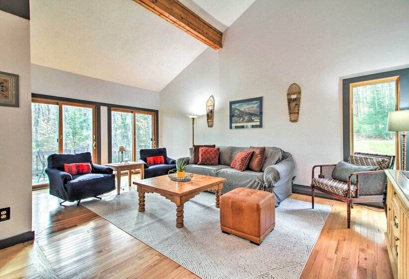 Jamaica Escape ~ 2 Mi To Stratton Mountain!