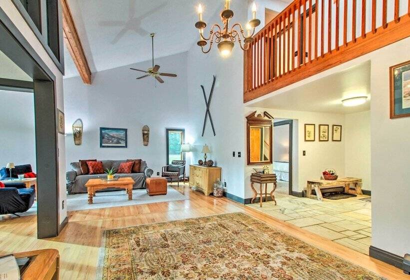 Jamaica Escape ~ 2 Mi To Stratton Mountain!