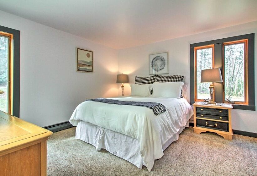 Jamaica Escape ~ 2 Mi To Stratton Mountain!