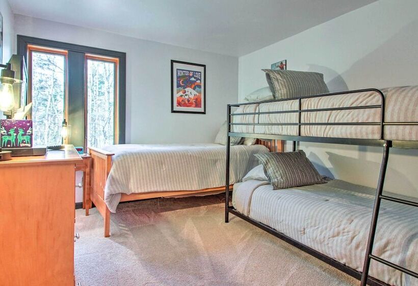 Jamaica Escape ~ 2 Mi To Stratton Mountain!