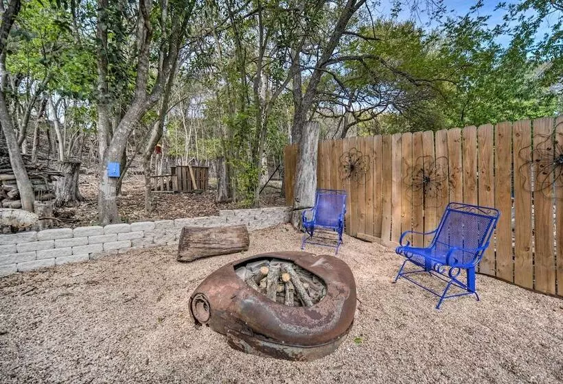 Kerrville  Hill House  W/ Backyard Oasis!