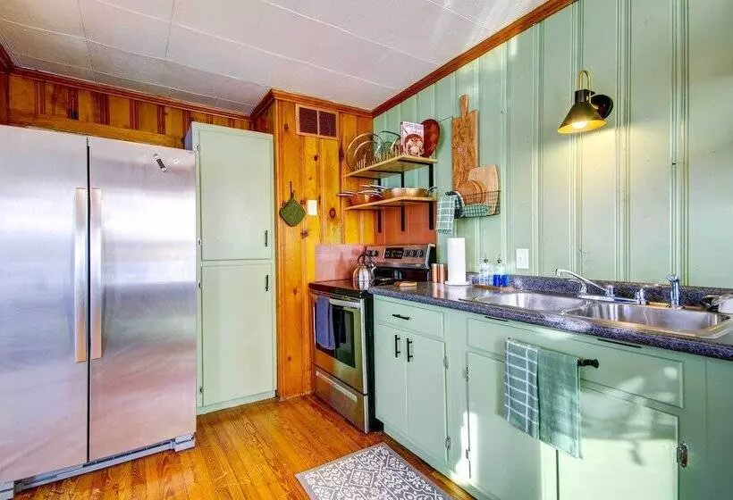 Boat Doat: Lake Of The Ozarks Vacation Home!