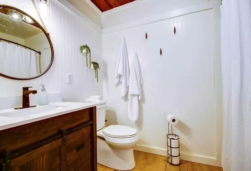 Boat Doat: Lake Of The Ozarks Vacation Home!