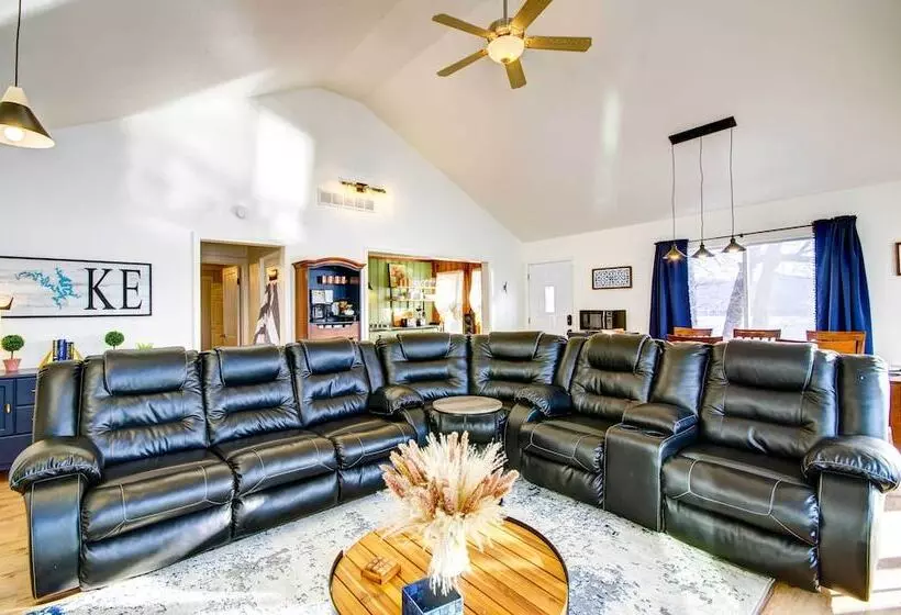 Boat Doat: Lake Of The Ozarks Vacation Home!