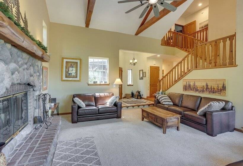 Luxe Lake Arrowhead Home W/ Deck, 3 Mi To Village!