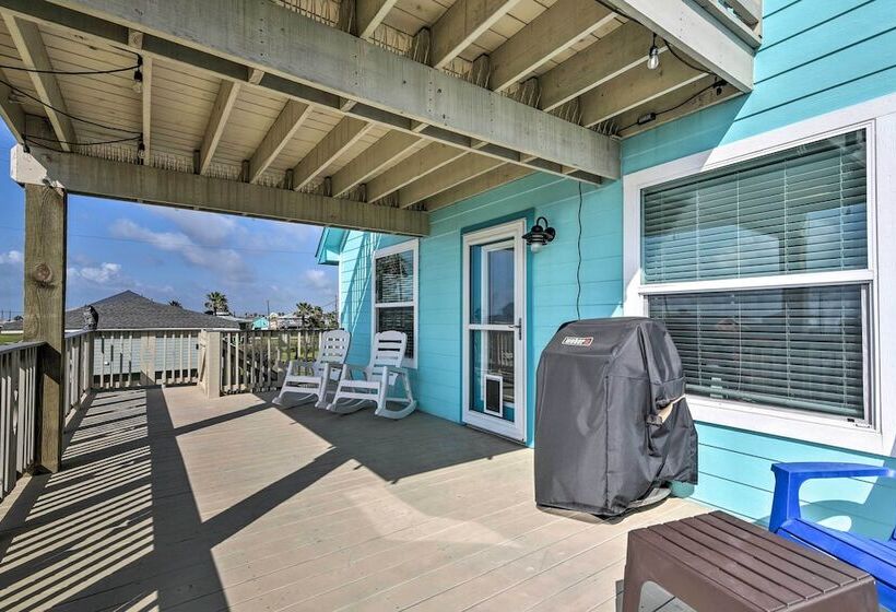 2 Blocks To Gulf: Surfside Beach Family Home!