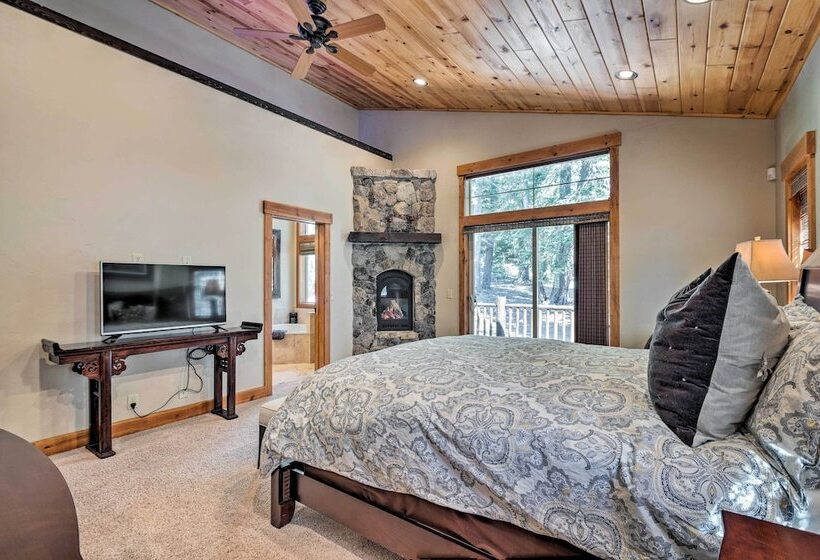 Truckee Escape W/ Hot Tub Near Ski Resorts