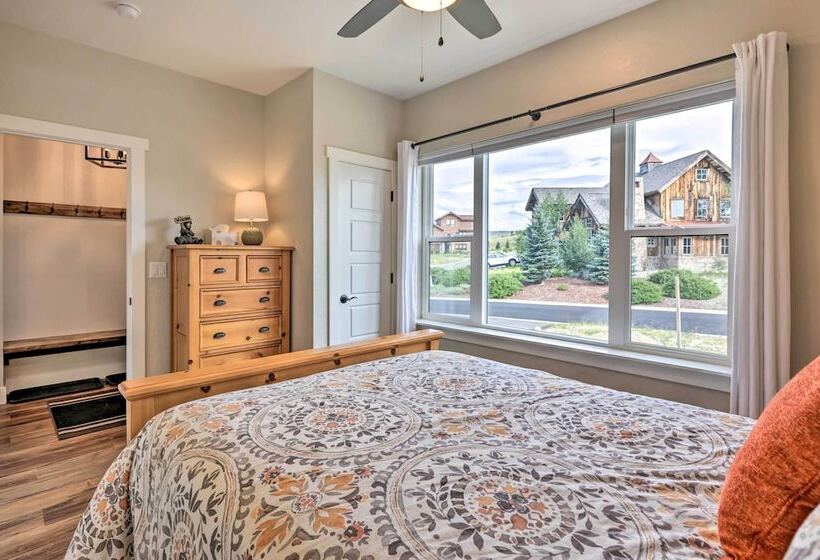 Walk To Golf: Modern Mtn View Home In Granby