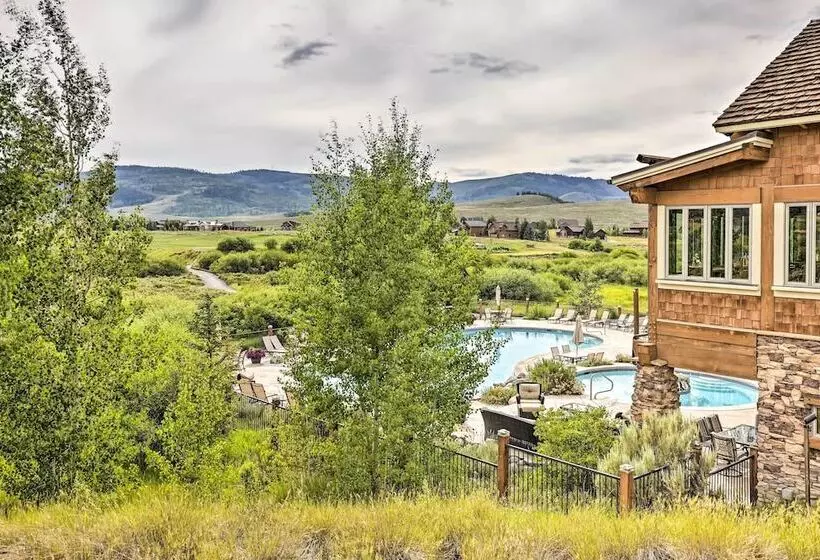 Walk To Golf: Modern Mtn View Home In Granby