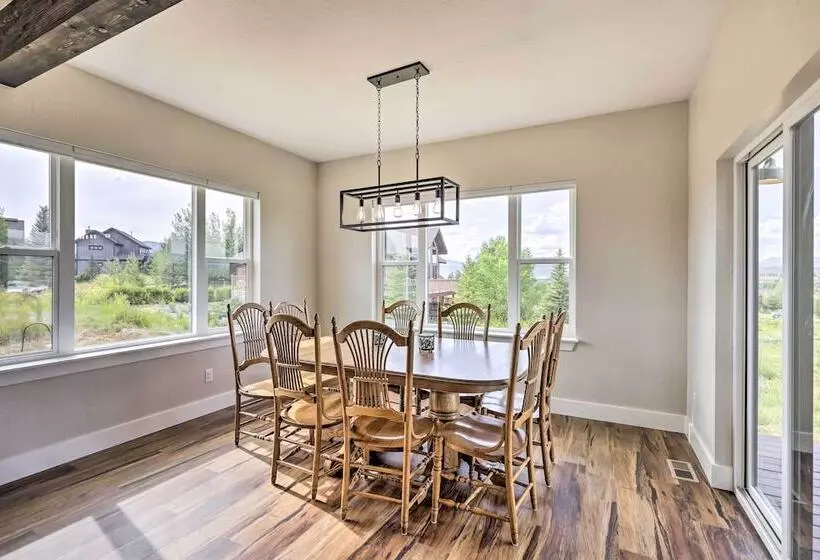 Walk To Golf: Modern Mtn View Home In Granby