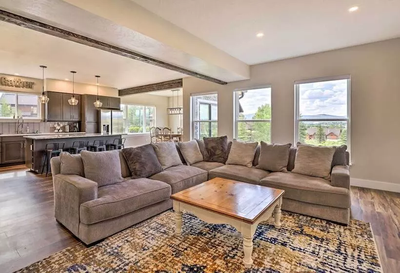 Walk To Golf: Modern Mtn View Home In Granby