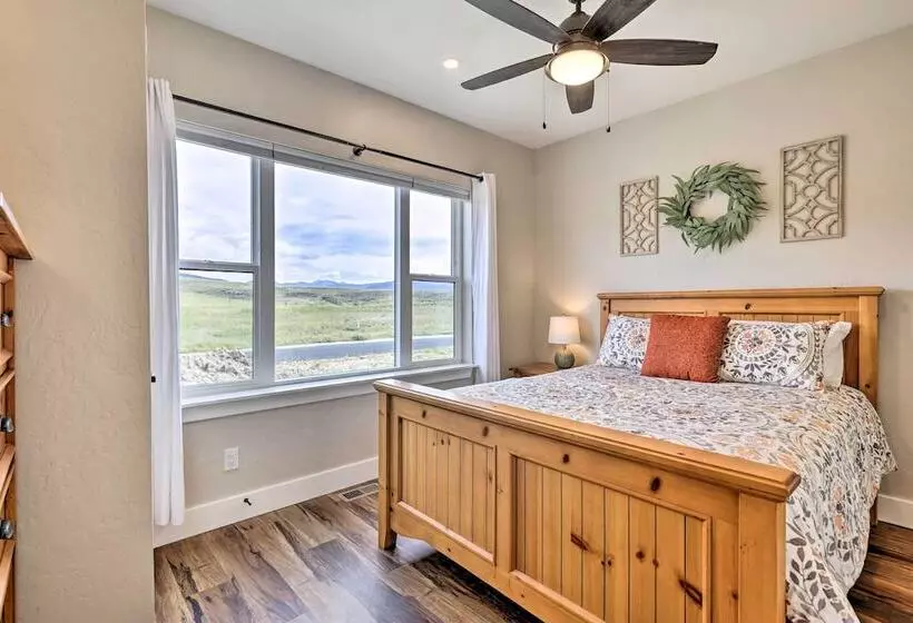 Walk To Golf: Modern Mtn View Home In Granby