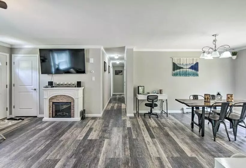 Modern Northfield Family Cabin W/ Hot Tub!