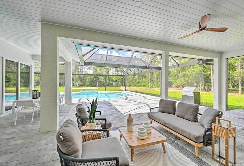 Sand Volleyball Court, Pool & Spa: Naples Gem!