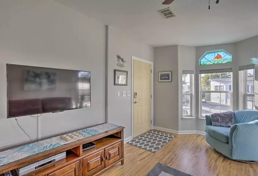 Nettles Island Jensen Beach Home: Walk To Ocean!