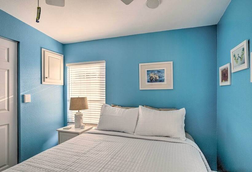 Nettles Island Jensen Beach Home: Walk To Ocean!