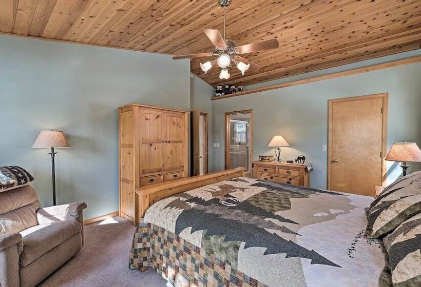 Near Bear Valley: Peaceful Arnold Home W/ Hot Tub