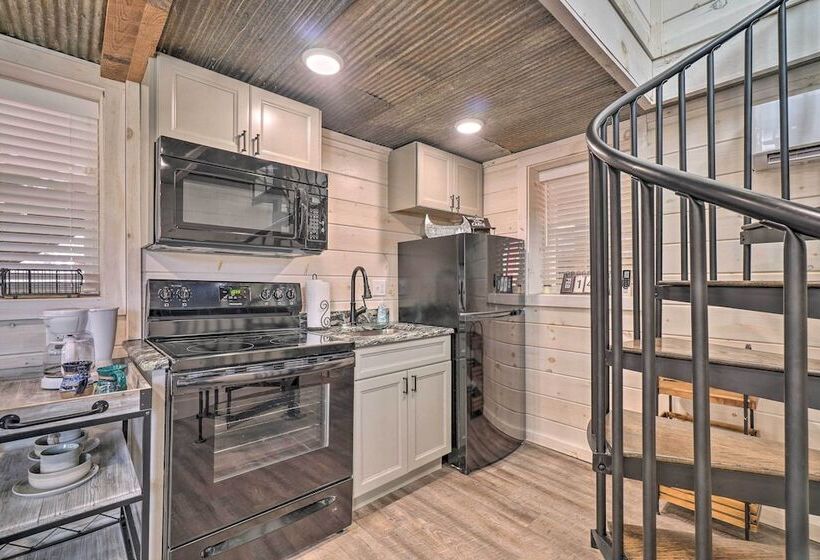 Peaceful Cookeville Cabin On 52 Acres!