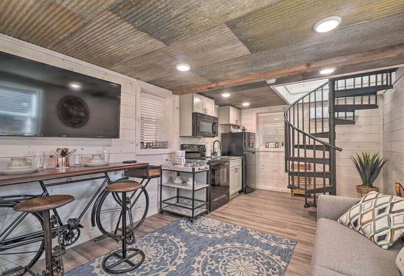 Peaceful Cookeville Cabin On 52 Acres!