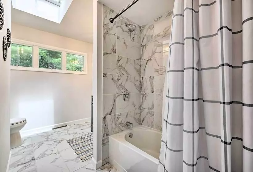 Pocono Home W/ Hot Tub, Fireplace, & Game Room!