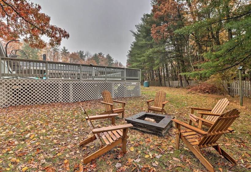 Pocono Home W/ Hot Tub, Fireplace, & Game Room!