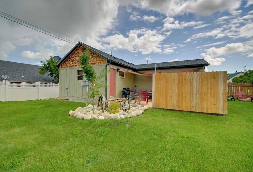 Red Lodge Retreat W/ Hot Tub: 3 Blocks To Downtown