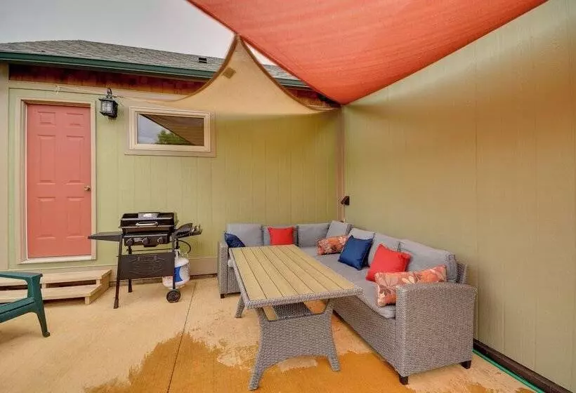 Red Lodge Retreat W/ Hot Tub: 3 Blocks To Downtown