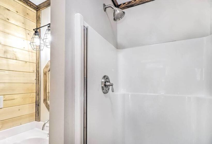 Remodeled Cabin W/ Fire Pit On Norfork Lake!